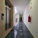 Luz Split, Private Parking Spot In The Garage Apartment *