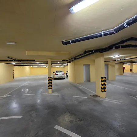 Luz Split, Private Parking Spot In The Garage Apartman
