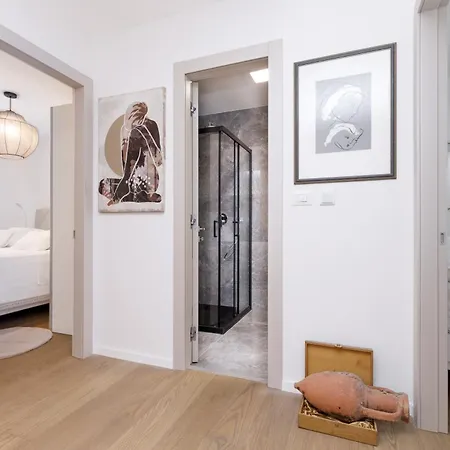 Apartment Luz Split, Private Parking Spot In The Garage *