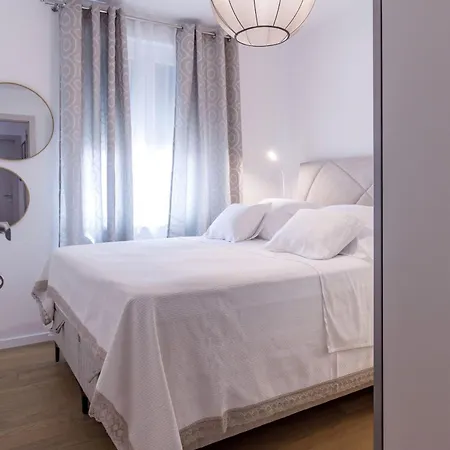 Apartment Luz Split, Private Parking Spot In The Garage