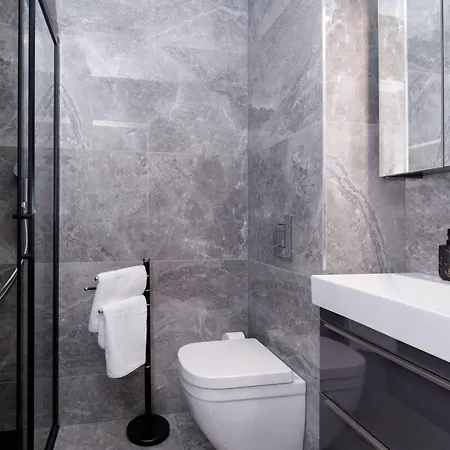 Apartman Luz Split, Private Parking Spot In The Garage *