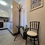 Apartamento Luz Split, Private Parking Spot In The Garage Split