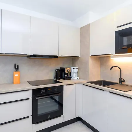 Apartamento Luz Split, Private Parking Spot In The Garage